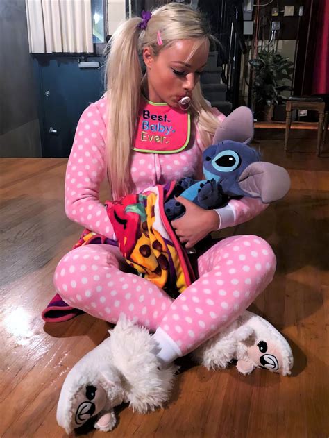 liv morgan feet|Liv Morgan (@yaonlylivvonce) • Instagram photos and videos